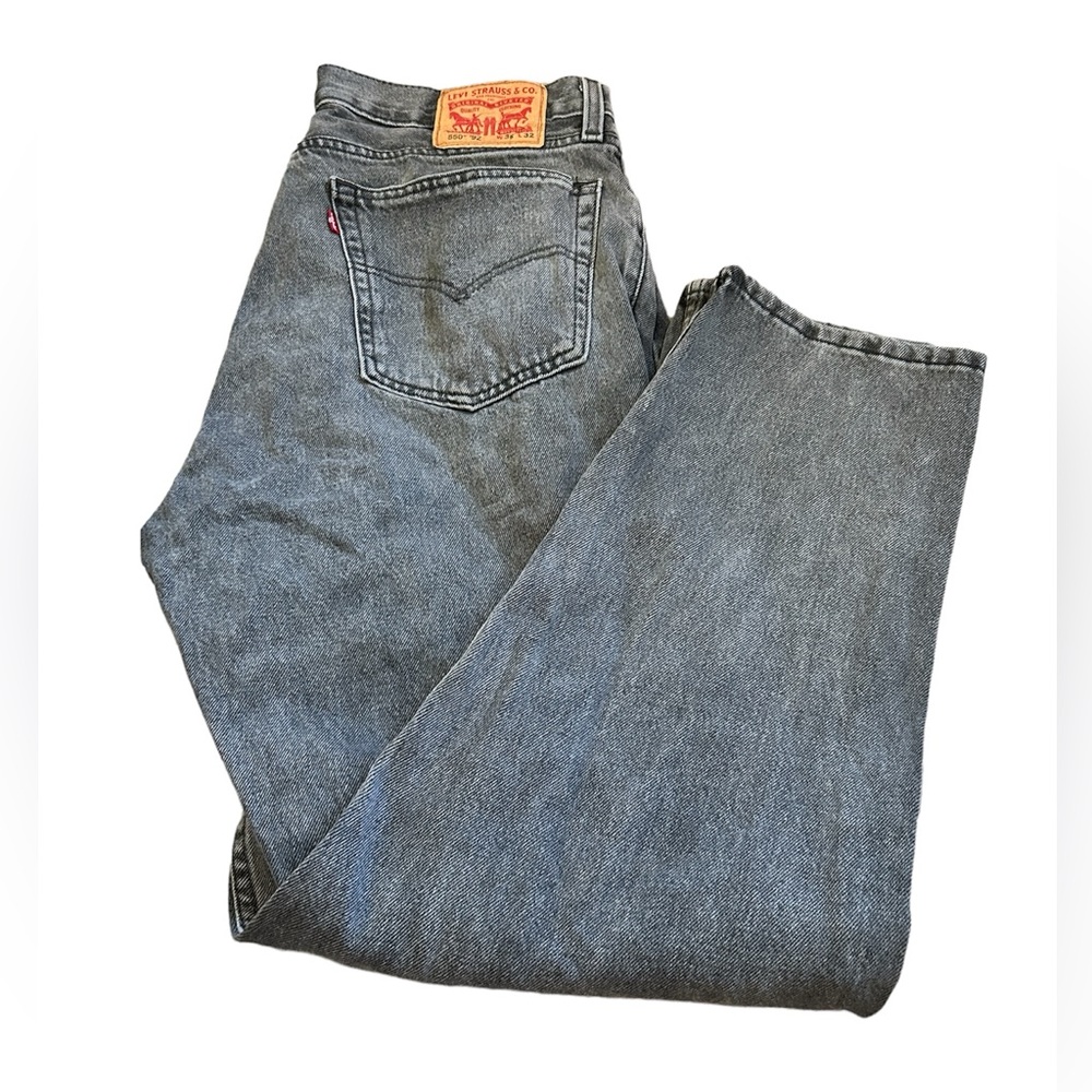 Grey Levi jeans